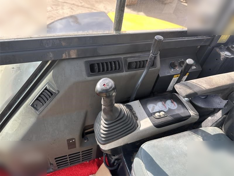 KOMATSU PC55MR-2 - Mini pelle: photos 5 KOMATSU PC55MR-2 - Mini pelle: photos 5