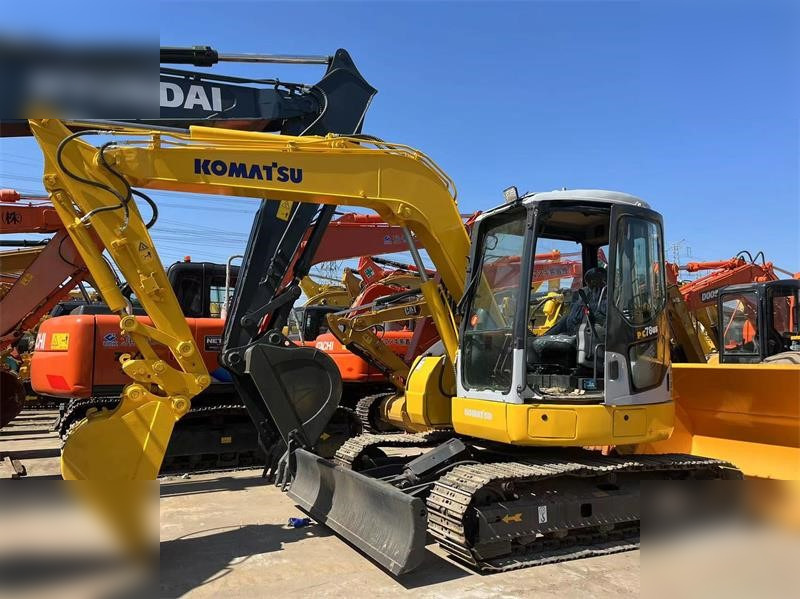 KOMATSU PC78US-6 - Pelle sur chenille: photos 2 KOMATSU PC78US-6 - Pelle sur chenille: photos 2