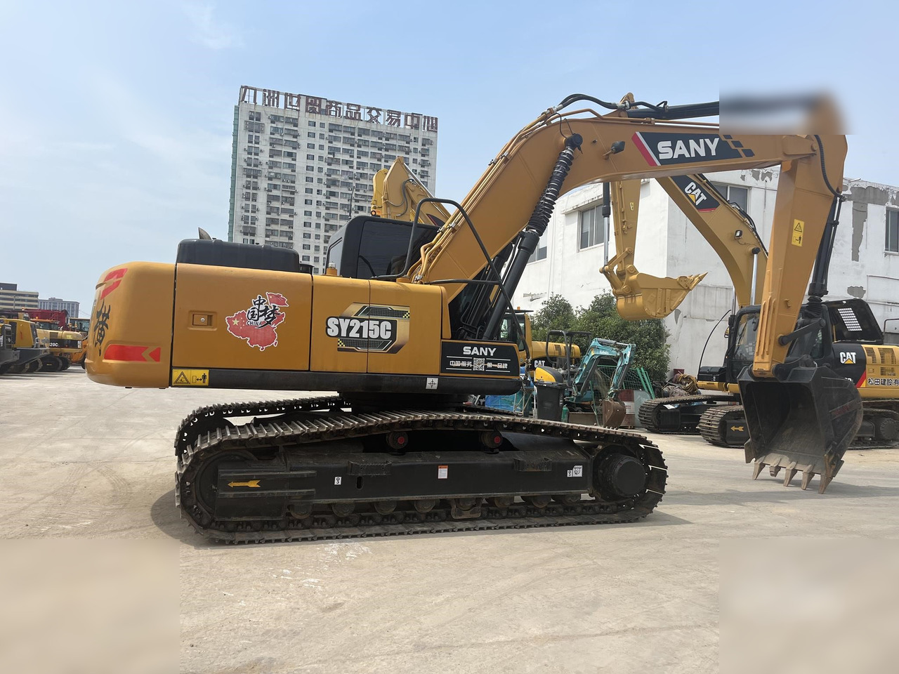 SANY SY215C - Pelle sur chenille: photos 3 SANY SY215C - Pelle sur chenille: photos 3