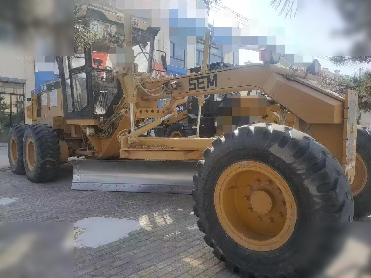 SEM 919 - Niveleuse: photos 3 SEM 919 - Niveleuse: photos 3