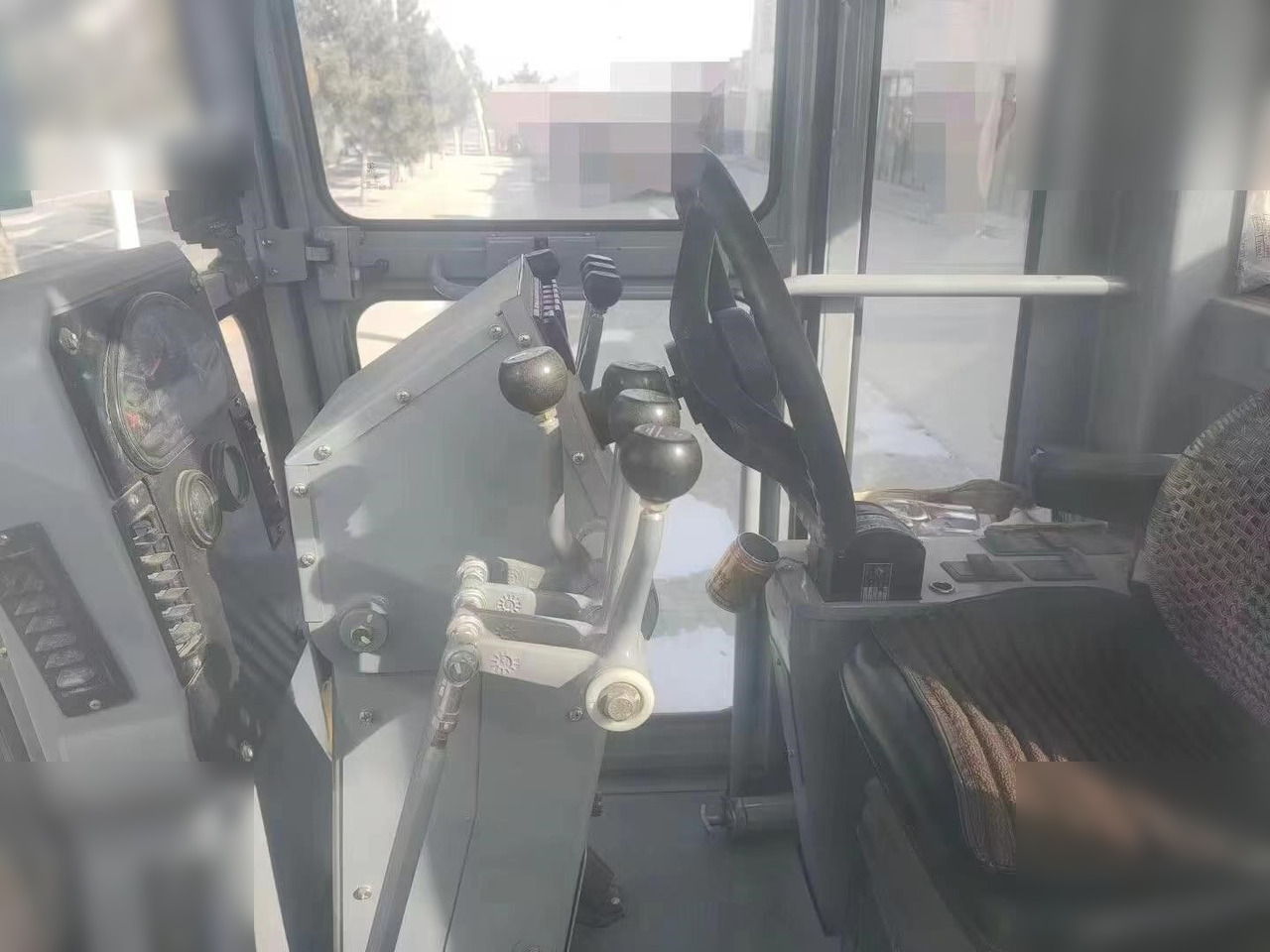 SEM 919 - Niveleuse: photos 5 SEM 919 - Niveleuse: photos 5