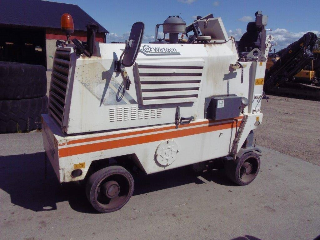 Wirtgen 50 - Fraiseuse à froid: photos 3 Wirtgen 50 - Fraiseuse à froid: photos 3