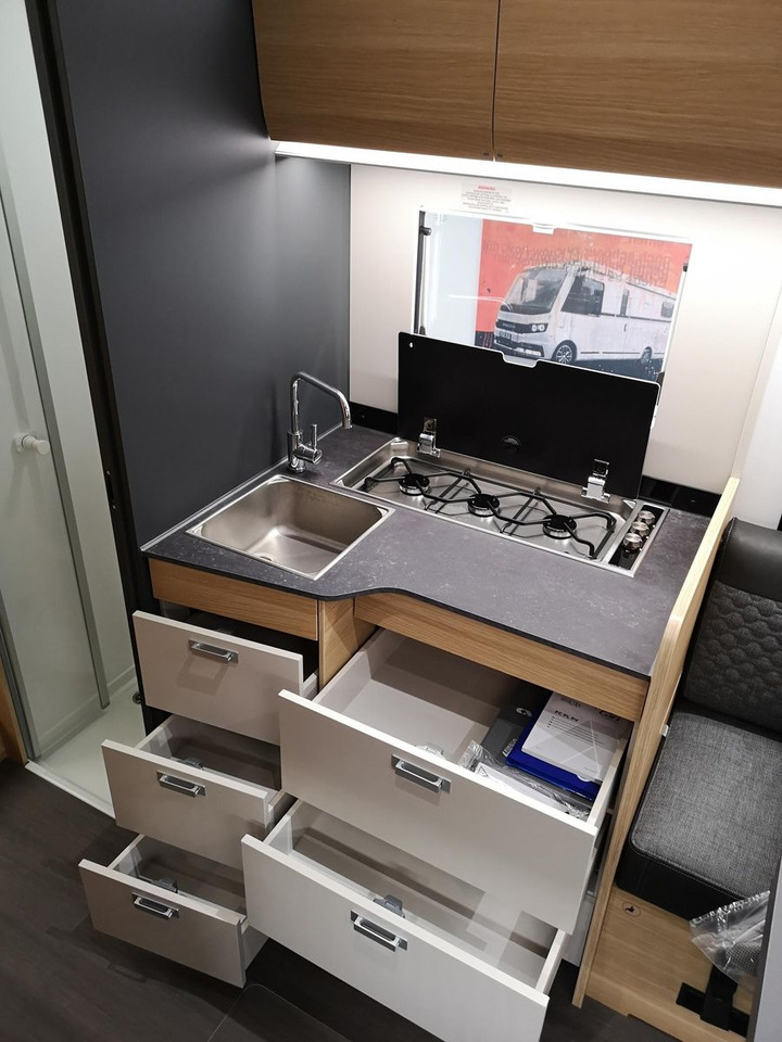 Adria Coral ALL-IN 650 DL*SOLAR*MARKISE*NAVI*SOFORT* en leasing occasion Adria Coral ALL-IN 650 DL*SOLAR*MARKISE*NAVI*SOFORT*: photos 15