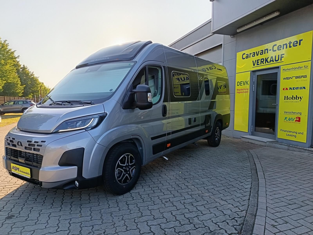 Adria Twin "60Y" 640 SLB*180 PS*4,25t MAXI*COMBI D 6E* - Fourgon aménagé: photos 4 Adria Twin "60Y" 640 SLB*180 PS*4,25t MAXI*COMBI D 6E* - Fourgon aménagé: photos 4