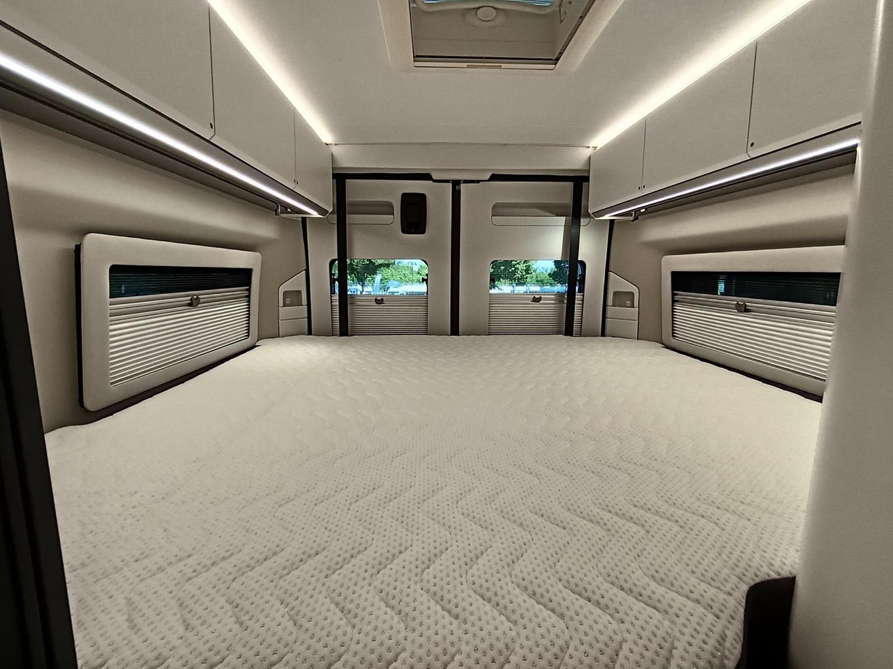 Fourgon aménagé Adria Twin Edition 640 SGX Maxi 132kW*138L KÜHLSCHRANK: photos 16