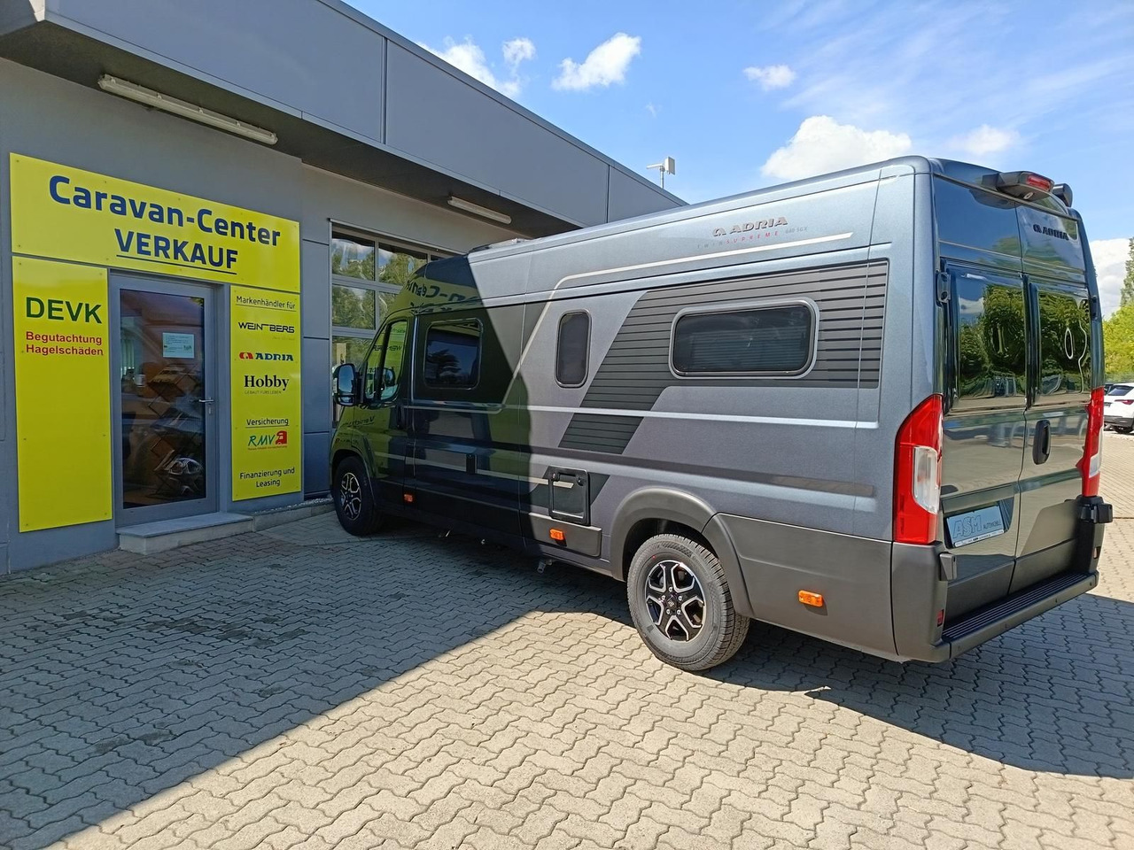 Adria Twin Edition 640 SGX Maxi 132kW*138L KÜHLSCHRANK - Fourgon aménagé: photos 5 Adria Twin Edition 640 SGX Maxi 132kW*138L KÜHLSCHRANK - Fourgon aménagé: photos 5