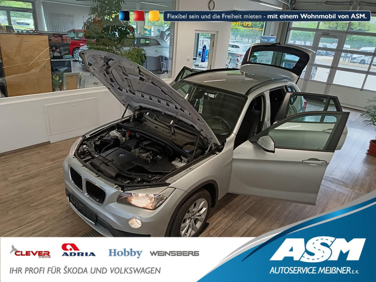 BMW X1 sDrive 18i 110 kW*SITZHEIZUNG*KLIMAAUTOMATIK - SUV: photos 1 BMW X1 sDrive 18i 110 kW*SITZHEIZUNG*KLIMAAUTOMATIK - SUV: photos 1