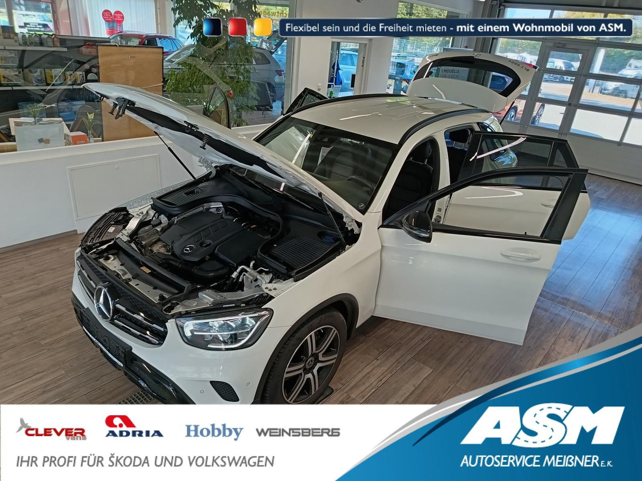 Mercedes-Benz GLC 220d AMG Line 4MATIC*AHK*NAVI*LED*R-KAM*DAB* - SUV: photos 1 Mercedes-Benz GLC 220d AMG Line 4MATIC*AHK*NAVI*LED*R-KAM*DAB* - SUV: photos 1