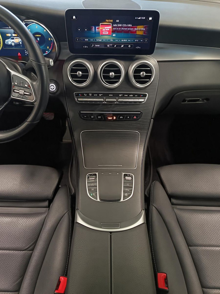 SUV Mercedes-Benz GLC 220d AMG Line 4MATIC*AHK*NAVI*LED*R-KAM*DAB*: photos 10