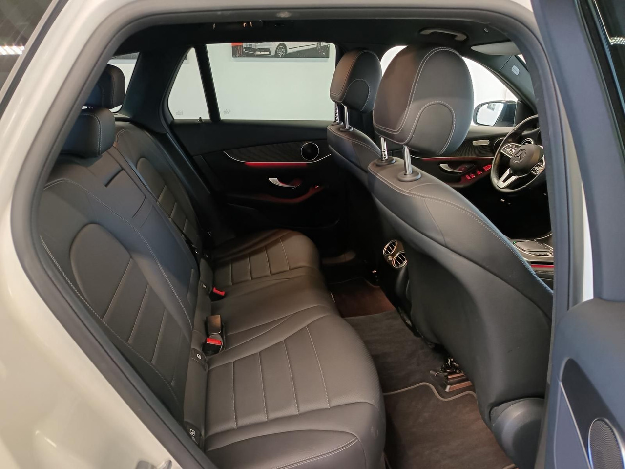 SUV Mercedes-Benz GLC 220d AMG Line 4MATIC*AHK*NAVI*LED*R-KAM*DAB*: photos 20