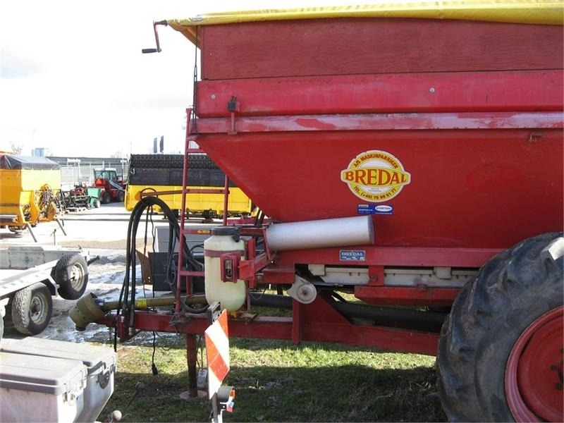 Bredal B 4 - Distributeur d'engrais: photos 2 Bredal B 4 - Distributeur d'engrais: photos 2