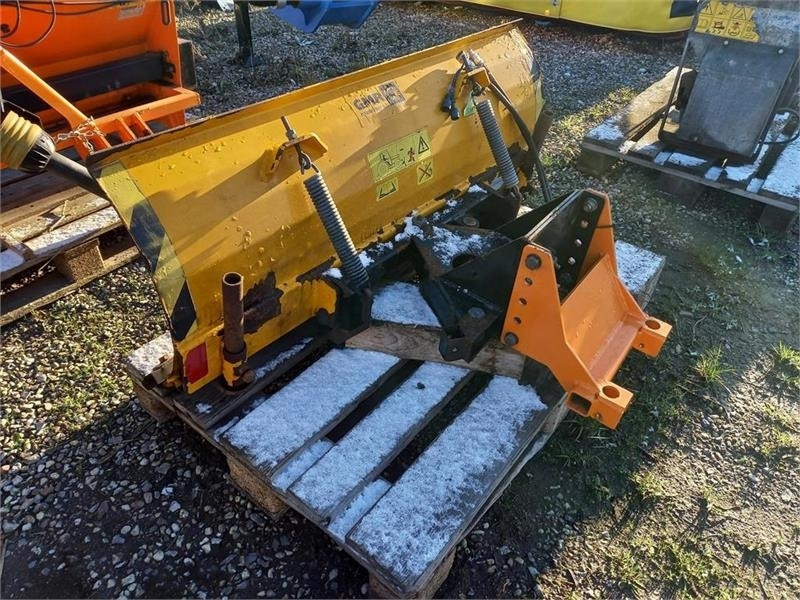 GMR FS1300L Med Stiga Titan ophæng - Lame à neige pour Machine agricole: photos 5 GMR FS1300L Med Stiga Titan ophæng - Lame à neige pour Machine agricole: photos 5