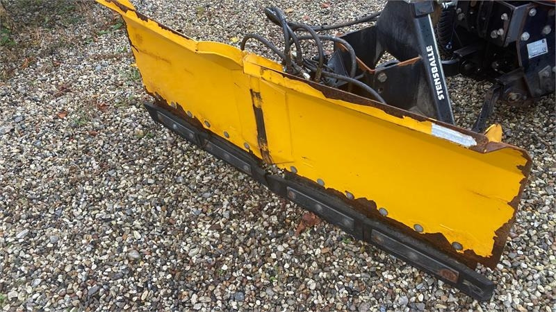 GMR FS1600VL V-Plov - Lame à neige pour Machine agricole: photos 2 GMR FS1600VL V-Plov - Lame à neige pour Machine agricole: photos 2