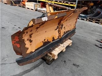 HWH SPV-2HD 2000 - Lame à neige pour Machine agricole: photos 1 HWH SPV-2HD 2000 - Lame à neige pour Machine agricole: photos 1