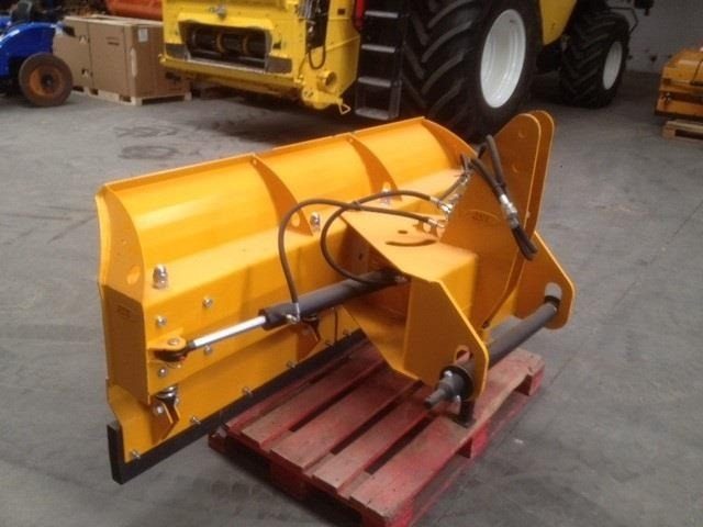 JST MS-200 Sneplov - Lame à neige pour Machine agricole: photos 1 JST MS-200 Sneplov - Lame à neige pour Machine agricole: photos 1