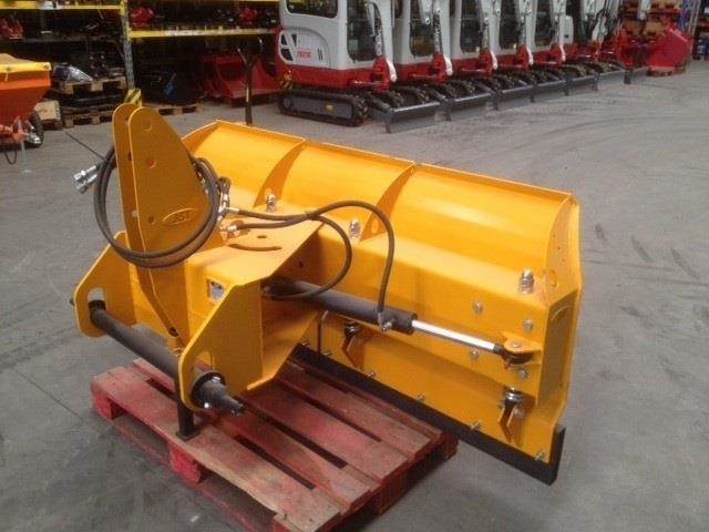 JST MS-200 Sneplov - Lame à neige pour Machine agricole: photos 2 JST MS-200 Sneplov - Lame à neige pour Machine agricole: photos 2