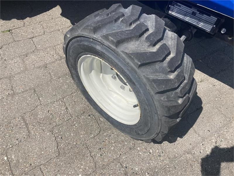 - - - Kenda Industri - Boomer 25 - Roue complète pour Machine agricole: photos 1 - - - Kenda Industri - Boomer 25 - Roue complète pour Machine agricole: photos 1