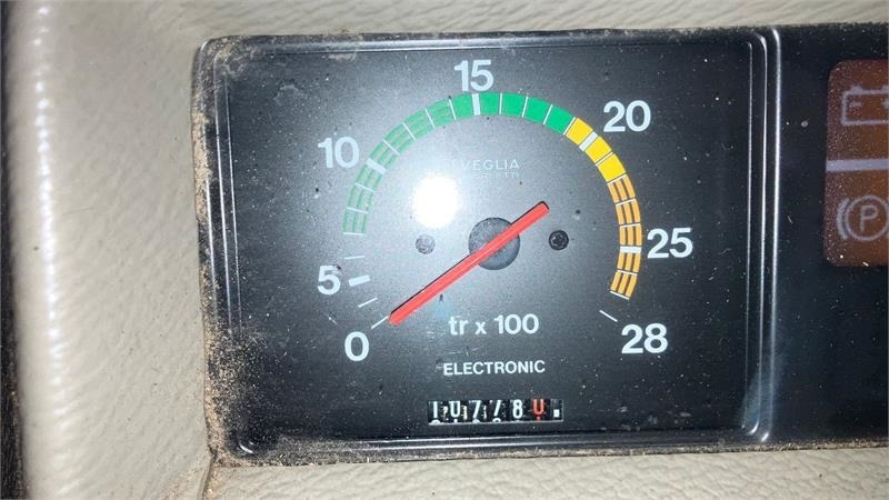 Massey Ferguson 3095 Dynashift - Tracteur agricole: photos 5 Massey Ferguson 3095 Dynashift - Tracteur agricole: photos 5