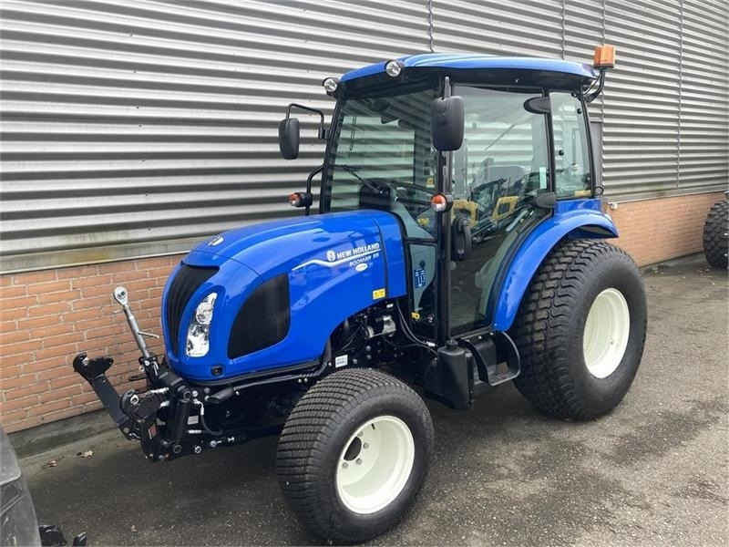 New Holland Boomer 55 - Tracteur communal: photos 1 New Holland Boomer 55 - Tracteur communal: photos 1