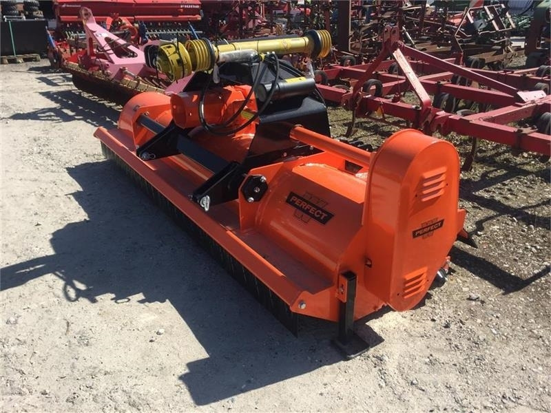 Perfect KM-300 Front og Bagmontering - Broyeur à axe horizontal: photos 2 Perfect KM-300 Front og Bagmontering - Broyeur à axe horizontal: photos 2