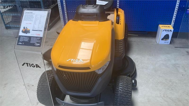 Stiga Tornado 5108 - Tracteur communal: photos 2 Stiga Tornado 5108 - Tracteur communal: photos 2