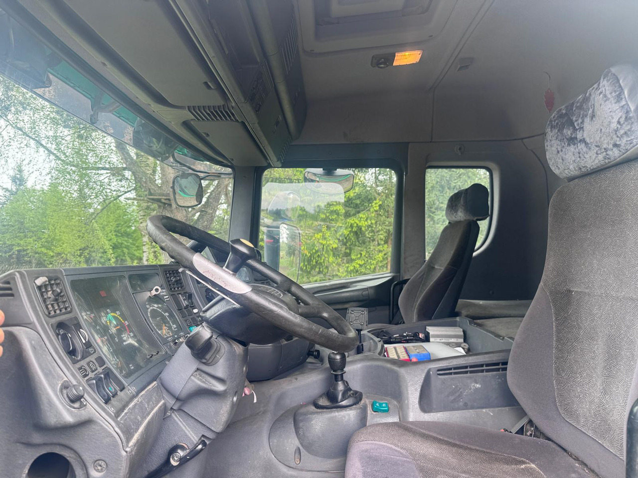 Camion hydrocureur SCANIA P114: photos 18