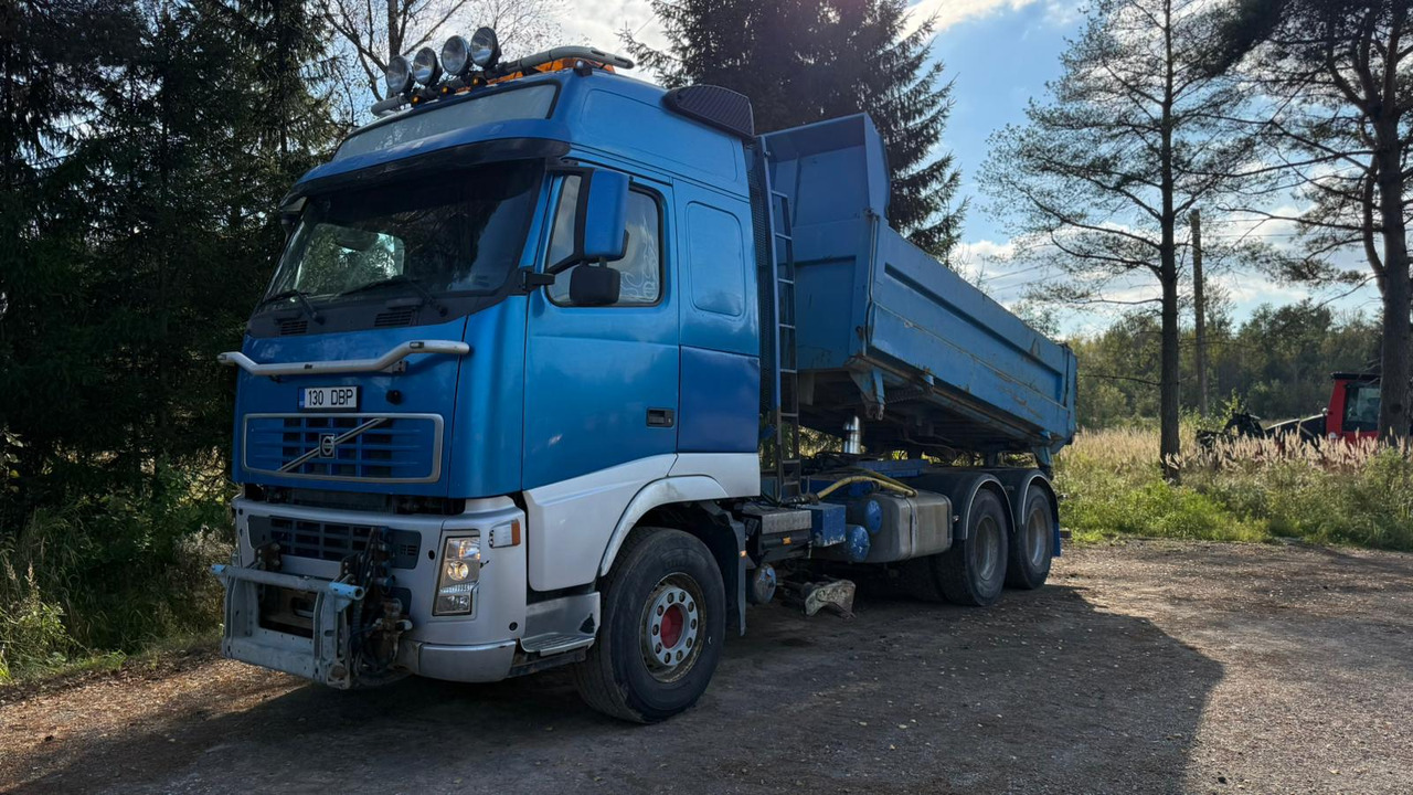 VOLVO FH12 - Camion benne: photos 1 VOLVO FH12 - Camion benne: photos 1