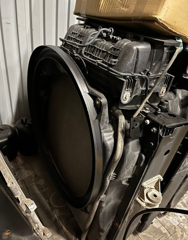 Komplet chłodnic MAN TGS euro 6 chłodnice niskie - Système de refroidissement pour Camion: photos 1 Komplet chłodnic MAN TGS euro 6 chłodnice niskie - Système de refroidissement pour Camion: photos 1