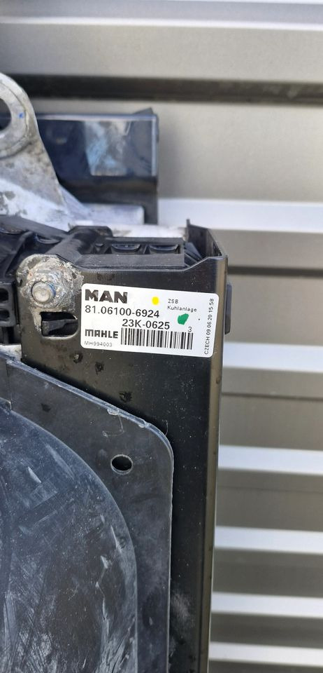 MAN TG3 TGX CHŁODNICA KOMPLET CHŁODNIC - Système de refroidissement: photos 4 MAN TG3 TGX CHŁODNICA KOMPLET CHŁODNIC - Système de refroidissement: photos 4