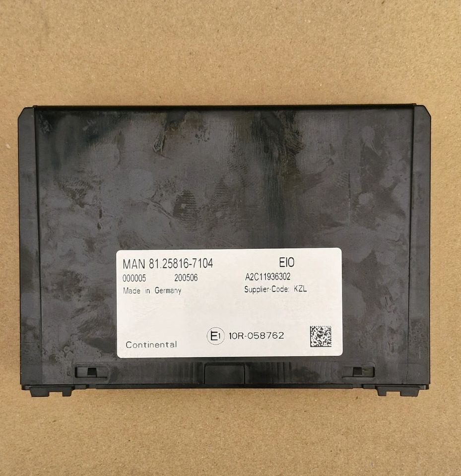 MAN TG3 TGX STEROWNIK CONTINENTAL 81.25816-7104 - Système électrique: photos 1 MAN TG3 TGX STEROWNIK CONTINENTAL 81.25816-7104 - Système électrique: photos 1