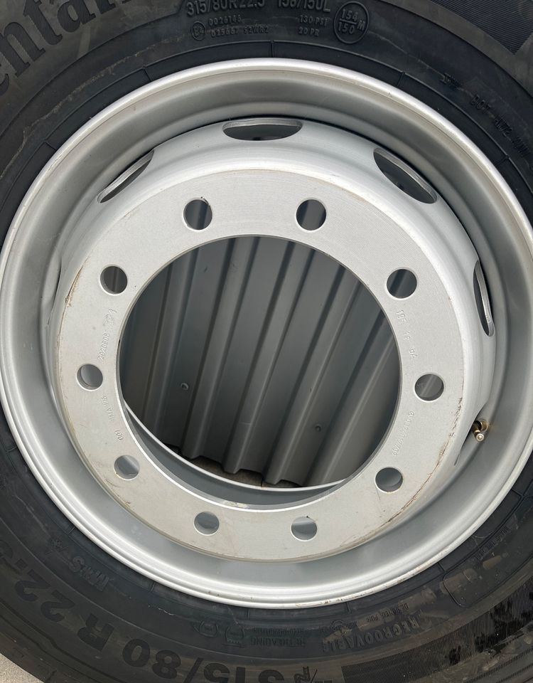 NOWE koło opona Continental Hybrid HS3 315/80R 22.5 - Pneus et jantes pour Camion: photos 3 NOWE koło opona Continental Hybrid HS3 315/80R 22.5 - Pneus et jantes pour Camion: photos 3
