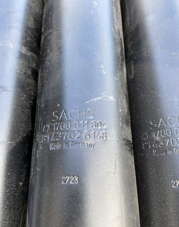 NOWY amortyzator MAN TGX TGS amortyzatory - Amortisseurs pour Camion: photos 2 NOWY amortyzator MAN TGX TGS amortyzatory - Amortisseurs pour Camion: photos 2