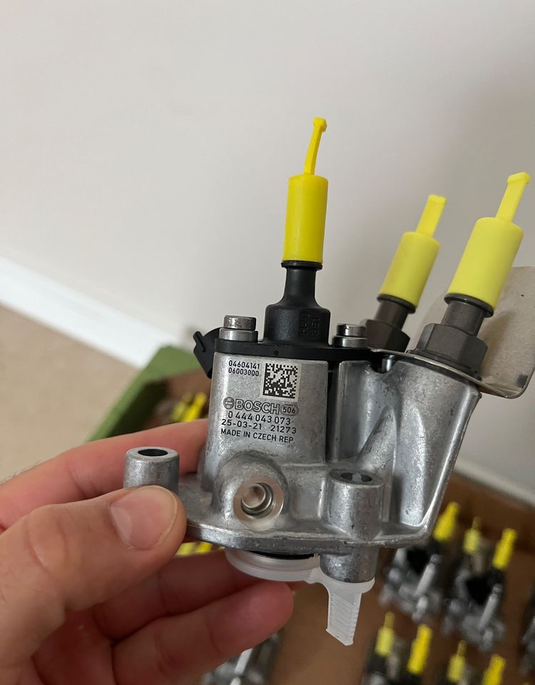 NOWY moduł dozujący Adblue Bosch 0444043073 wtrysk mocznika - AdBlue réservoir pour Machine agricole: photos 2 NOWY moduł dozujący Adblue Bosch 0444043073 wtrysk mocznika - AdBlue réservoir pour Machine agricole: photos 2