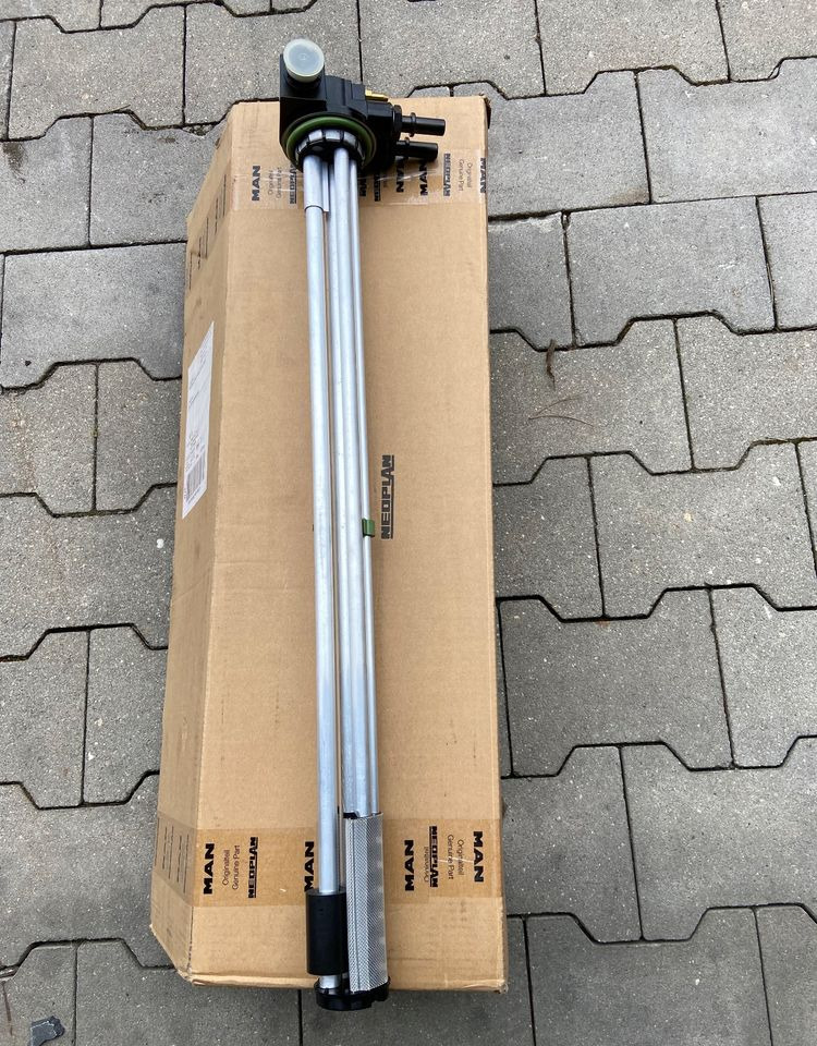 Czujnik poziomu paliwa MAN TGX TGS smok ssak jak NOWY - Pièces de rechange pour Camion: photos 1 Czujnik poziomu paliwa MAN TGX TGS smok ssak jak NOWY - Pièces de rechange pour Camion: photos 1
