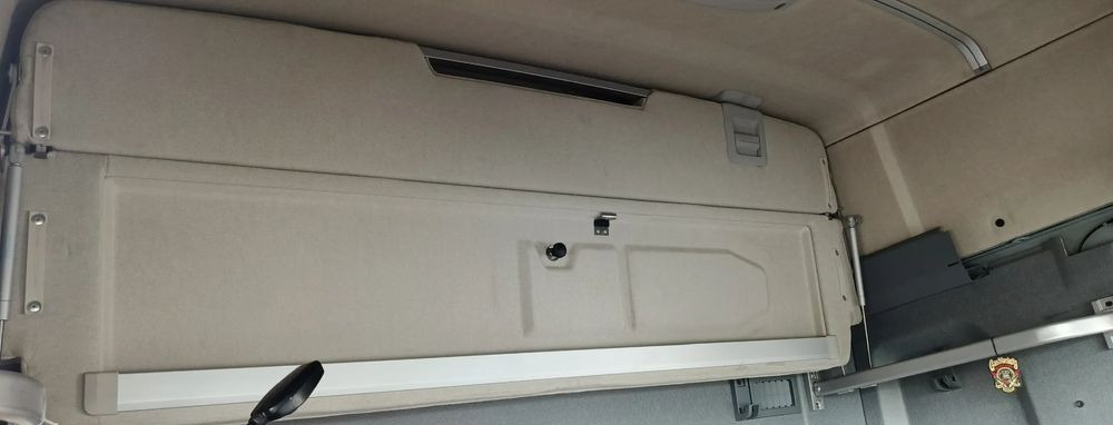 RENAULT GAMA T ŁÓŻKO GÓRNE LEŻANKA - Cabine et intérieur pour Camion: photos 1 RENAULT GAMA T ŁÓŻKO GÓRNE LEŻANKA - Cabine et intérieur pour Camion: photos 1