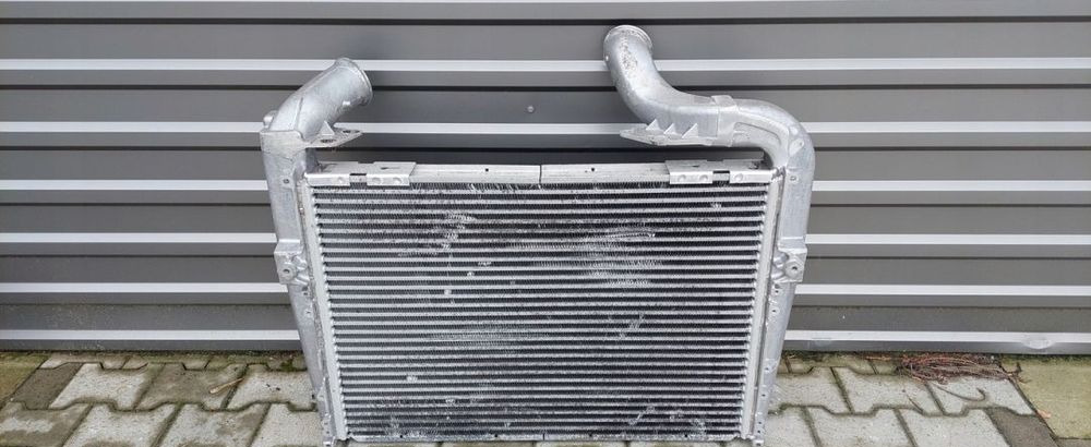 SCANIA R CHŁODNICA POWIETRZA INTERCOOLER 1817893 - Intercooler pour Camion: photos 2 SCANIA R CHŁODNICA POWIETRZA INTERCOOLER 1817893 - Intercooler pour Camion: photos 2