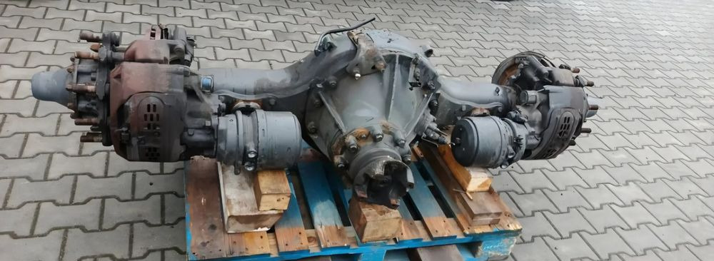 SCANIA R S MOST TYLNY KOMPLETNY DYFERENCJAŁ R753 2.35 2823222 - Suspension: photos 1 SCANIA R S MOST TYLNY KOMPLETNY DYFERENCJAŁ R753 2.35 2823222 - Suspension: photos 1