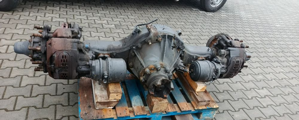 SCANIA R S MOST TYLNY KOMPLETNY DYFERENCJAŁ R780 2.59 2682603 - Essieu arrière pour Camion: photos 1 SCANIA R S MOST TYLNY KOMPLETNY DYFERENCJAŁ R780 2.59 2682603 - Essieu arrière pour Camion: photos 1