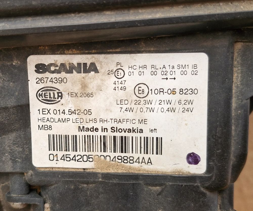 SCANIA R S P G LAMPA LED PRZEDNIA LEWA 2674390 2655848 - Lumière/ Éclairage pour Camion: photos 2 SCANIA R S P G LAMPA LED PRZEDNIA LEWA 2674390 2655848 - Lumière/ Éclairage pour Camion: photos 2