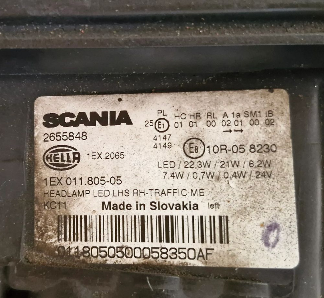 SCANIA R S P G LAMPA LED PRZEDNIA LEWA 2674390 2655848 - Lumière/ Éclairage pour Camion: photos 3 SCANIA R S P G LAMPA LED PRZEDNIA LEWA 2674390 2655848 - Lumière/ Éclairage pour Camion: photos 3