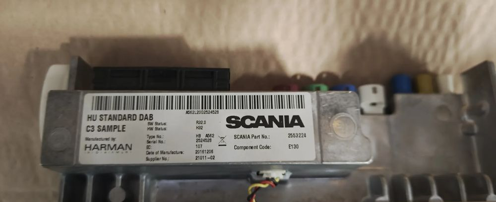SCANIA R S RADIO NAWIGACJA 2553224 - Cabine et intérieur: photos 2 SCANIA R S RADIO NAWIGACJA 2553224 - Cabine et intérieur: photos 2