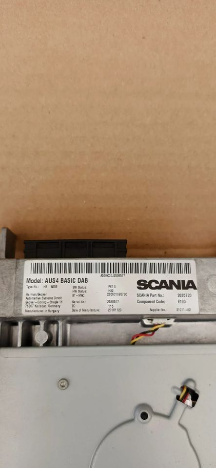 SCANIA R S RADIO NAWIGACJA 2635720 - Cabine et intérieur: photos 2 SCANIA R S RADIO NAWIGACJA 2635720 - Cabine et intérieur: photos 2