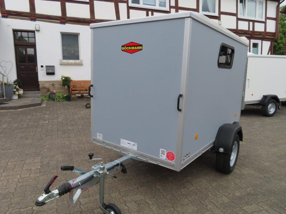 Böckmann KT 2513/135 PKW-Anhänger Kofferanhänger Fenster 100km/h - Remorque fourgon: photos 4 Böckmann KT 2513/135 PKW-Anhänger Kofferanhänger Fenster 100km/h - Remorque fourgon: photos 4