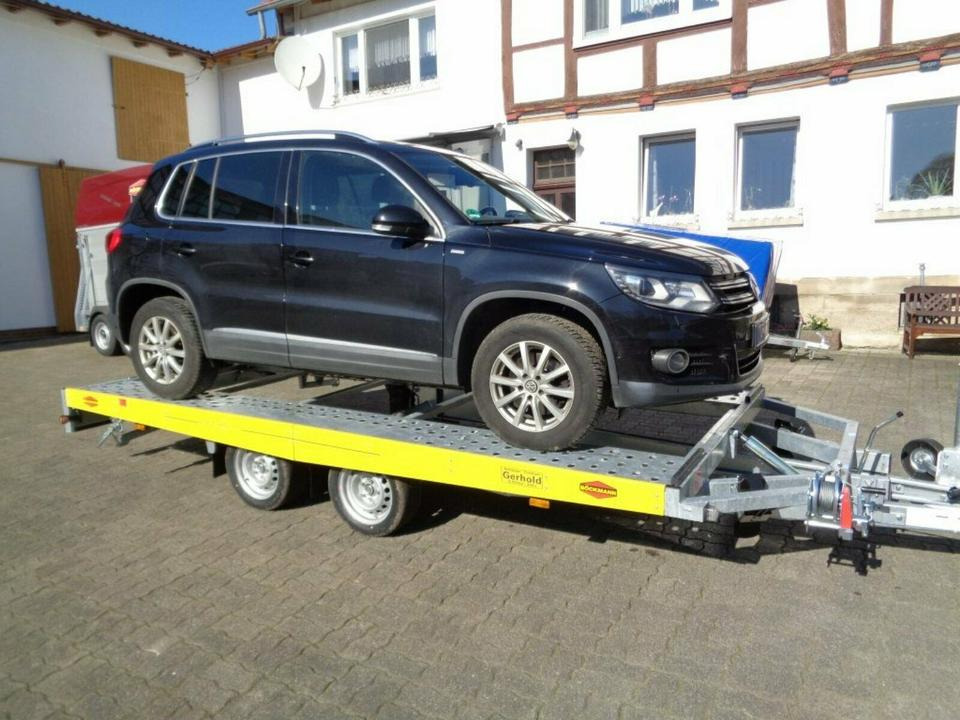 Böckmann PKW-Anhänger, Autotransporter, 3,0to. kippbar, 100 km/h - Remorque porte-voitures: photos 1 Böckmann PKW-Anhänger, Autotransporter, 3,0to. kippbar, 100 km/h - Remorque porte-voitures: photos 1