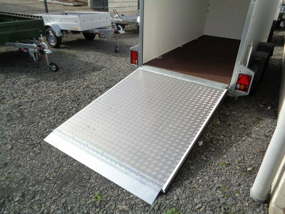 Böckmann PKW-Anhänger, KT3015/20 M-F, Auffahrrampe, 2,0 to. - Remorque fourgon: photos 3 Böckmann PKW-Anhänger, KT3015/20 M-F, Auffahrrampe, 2,0 to. - Remorque fourgon: photos 3