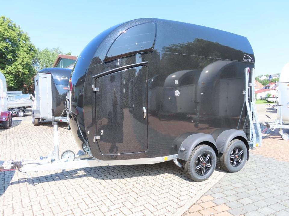 Böckmann Pferdeanhänger,Master-WCF, Flügeltür, SaKa. 100 km/h - Van chevaux: photos 2 Böckmann Pferdeanhänger,Master-WCF, Flügeltür, SaKa. 100 km/h - Van chevaux: photos 2