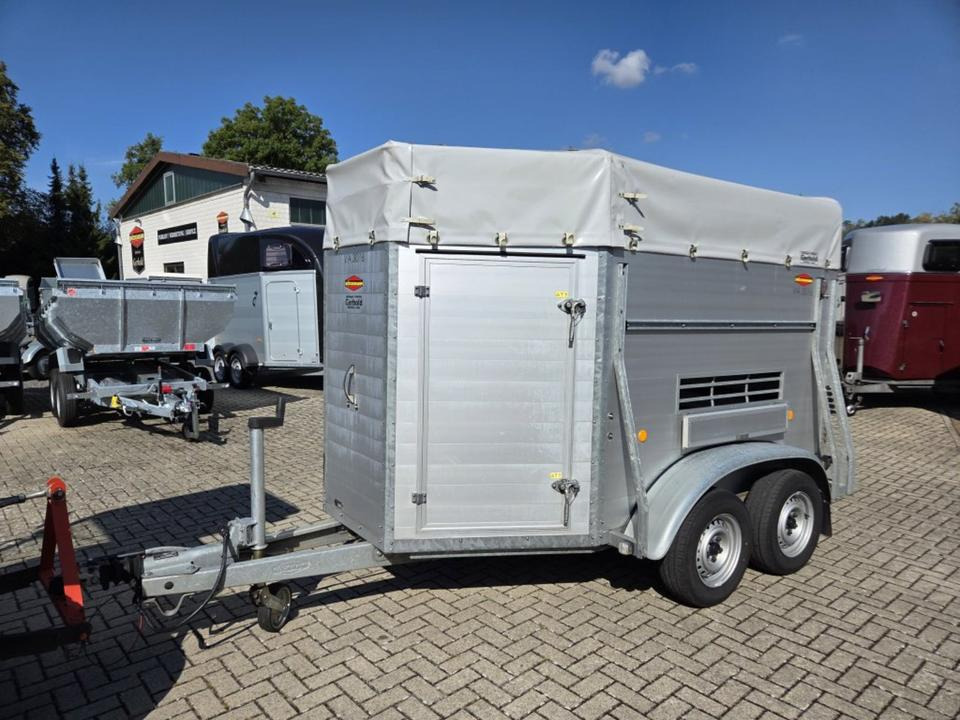 Böckmann Viehanhänger, 2,4 to. Lüftungsklappen Humbaur, Fendt - Van chevaux: photos 2 Böckmann Viehanhänger, 2,4 to. Lüftungsklappen Humbaur, Fendt - Van chevaux: photos 2