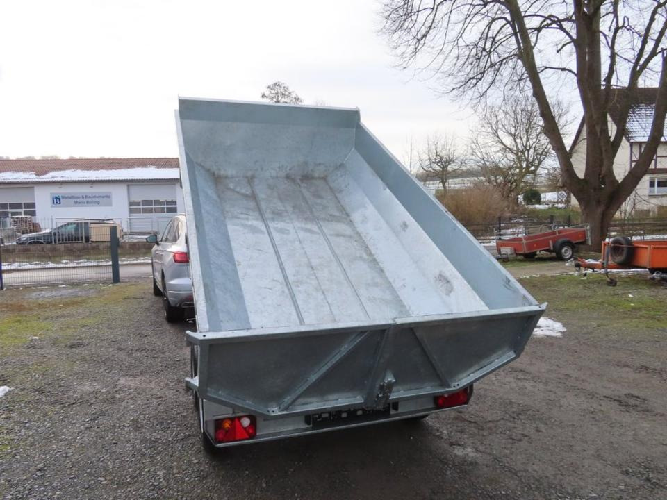 PKW Anhänger Kipper Muldenkipper Auffahrschienen 3,5t 100km/h - Remorque benne: photos 3 PKW Anhänger Kipper Muldenkipper Auffahrschienen 3,5t 100km/h - Remorque benne: photos 3