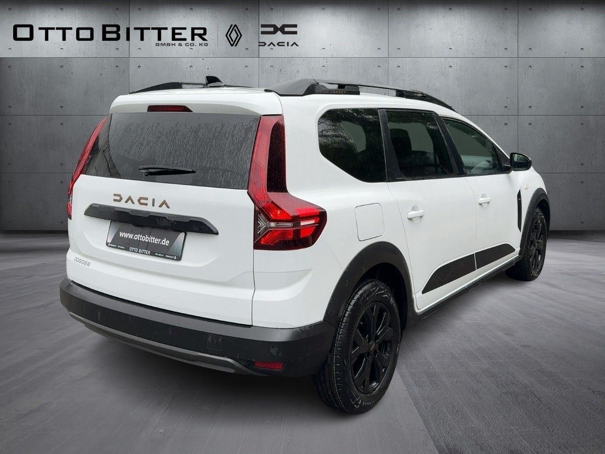 Dacia Jogger Extreme TCe110 5-Sitzer NAVI/RESERVERAD - Voiture break: photos 4 Dacia Jogger Extreme TCe110 5-Sitzer NAVI/RESERVERAD - Voiture break: photos 4