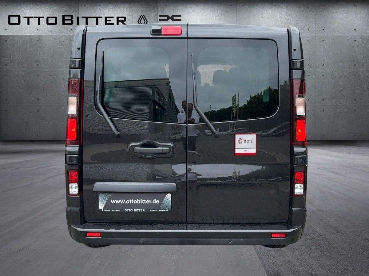 Renault Trafic Grand RED EDITION L2H1 dCi150 9-AUTOMATIK - Transport de personnes: photos 3 Renault Trafic Grand RED EDITION L2H1 dCi150 9-AUTOMATIK - Transport de personnes: photos 3